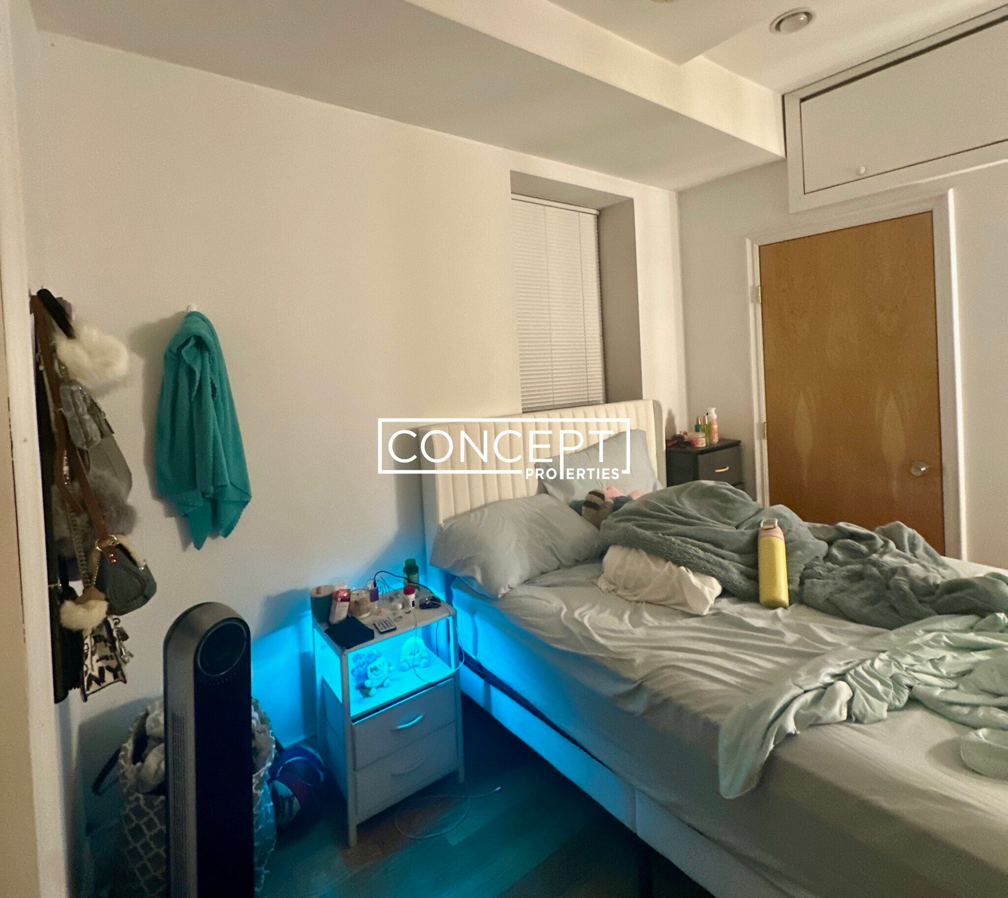 Building Photo - 64 Louis Prang St