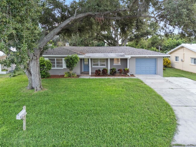 Building Photo - 2192 Belmar Dr