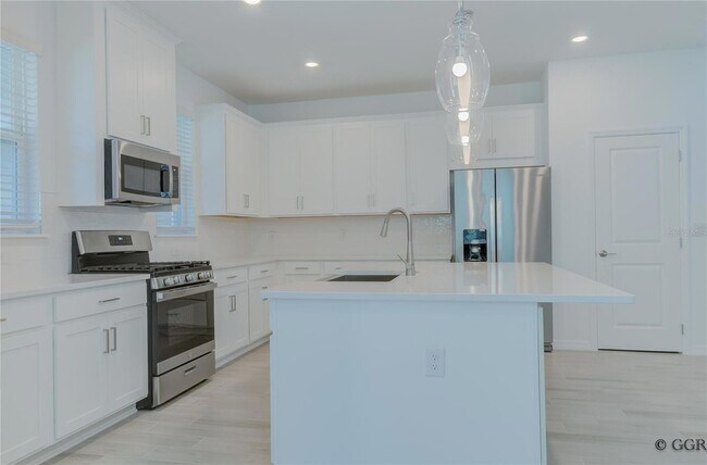 Building Photo - 15141 Summer Harvest St