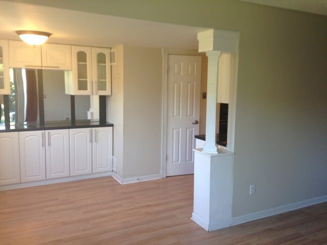 Building Photo - 3351 S Field St