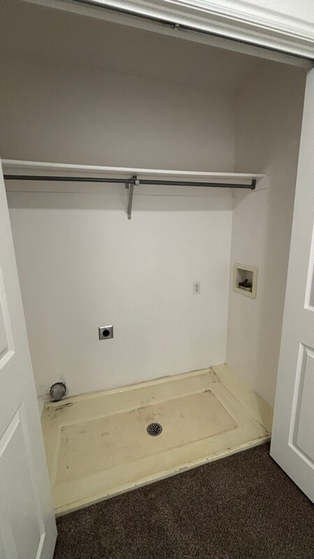 Building Photo - 631 W 20 N