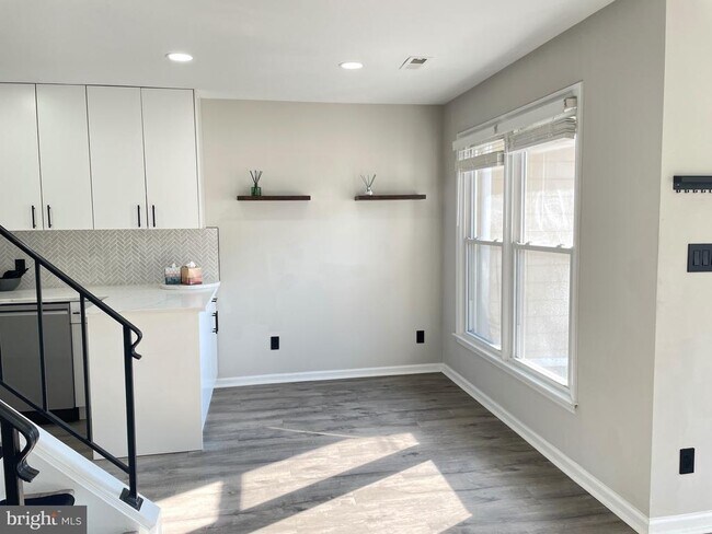 Building Photo - 6013 Rabbit Hill Ct
