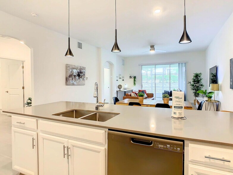 Building Photo - 8883 Cabot Cliffs Dr