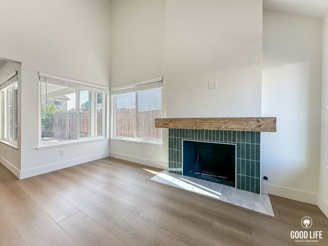 Building Photo - Executive Luxury Living in Mira Mesa | Fully Remodeled 4BR Residence with Private Balcony & Enter...