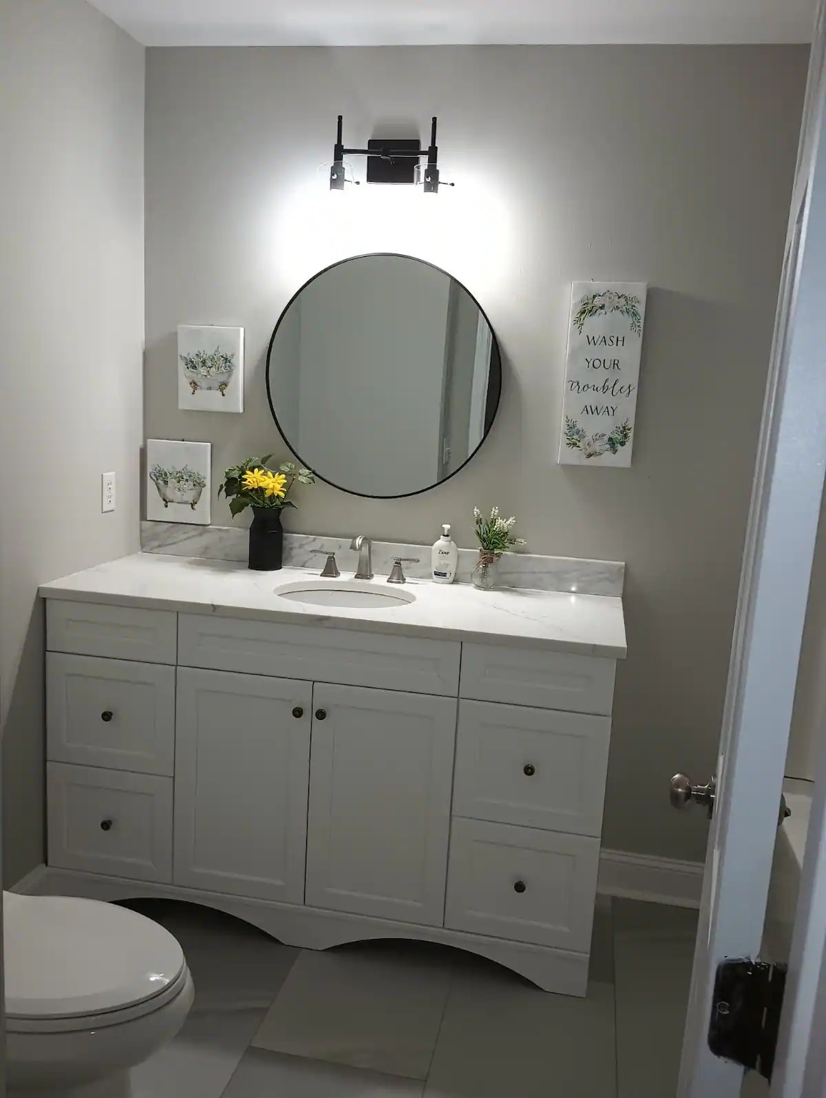 Building Photo - 6511 Blue Spruce Dr