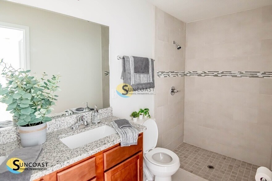 Building Photo - 9199 Western Way