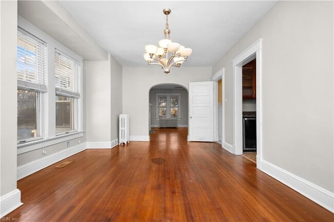 Building Photo - 4600 Colonial Ave