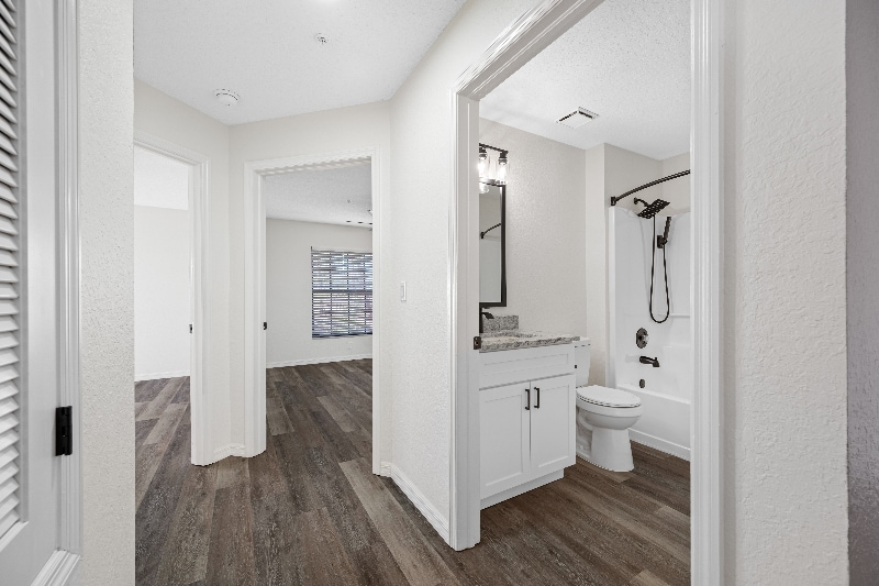 Building Photo - 10490 Chalmer St