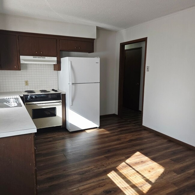 Building Photo - Cairo-1430/1432