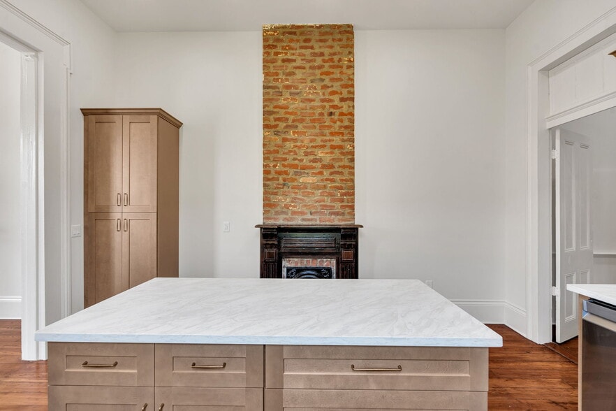 Building Photo - 3027 Saint Claude Ave