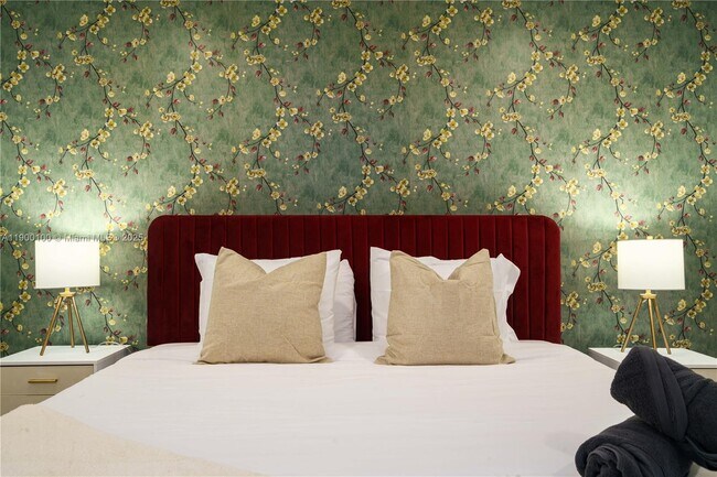 Building Photo - 11066 46th Pl N