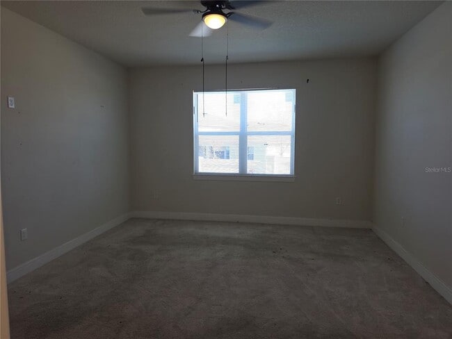 Building Photo - 15949 Winding Bluff Dr