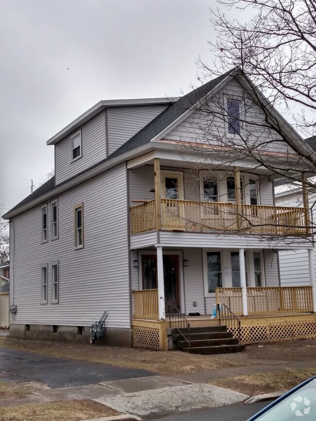 Building Photo - 14 W Erie St