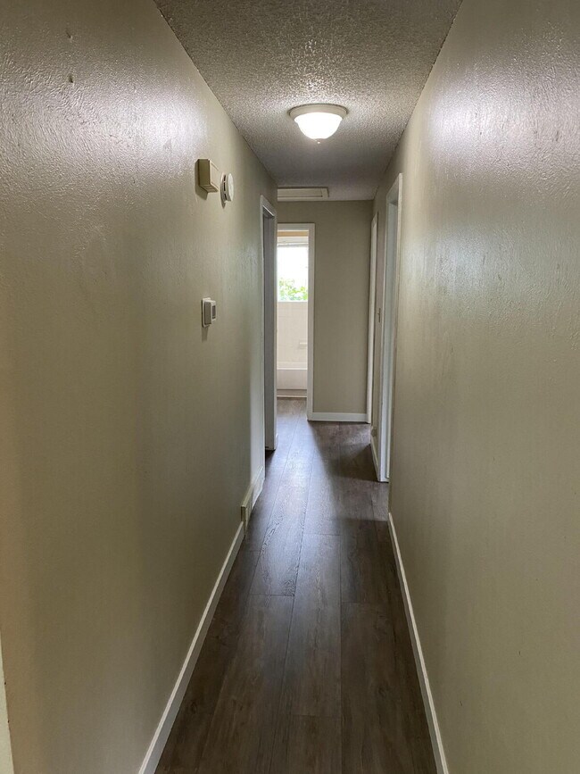 Building Photo - 4547 Beachcomber Ct