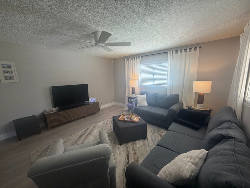 Building Photo - 611 16th Ave S