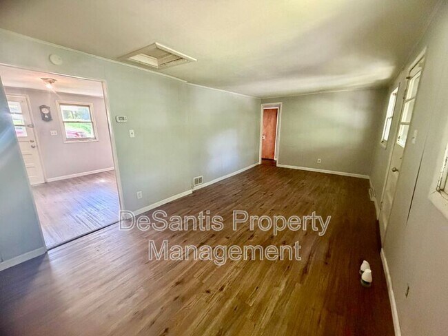 Building Photo - 3141 30th St