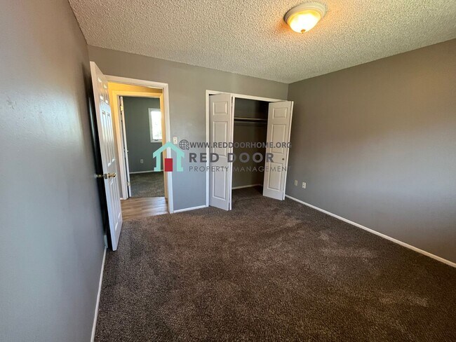 Building Photo - 5101 Silverwood Ct