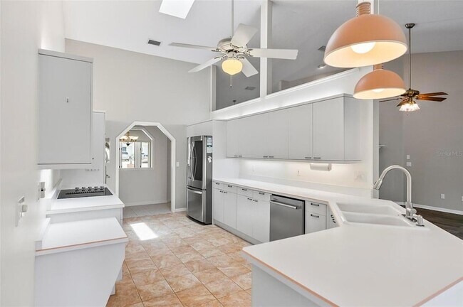 Building Photo - 20 Conley Ct