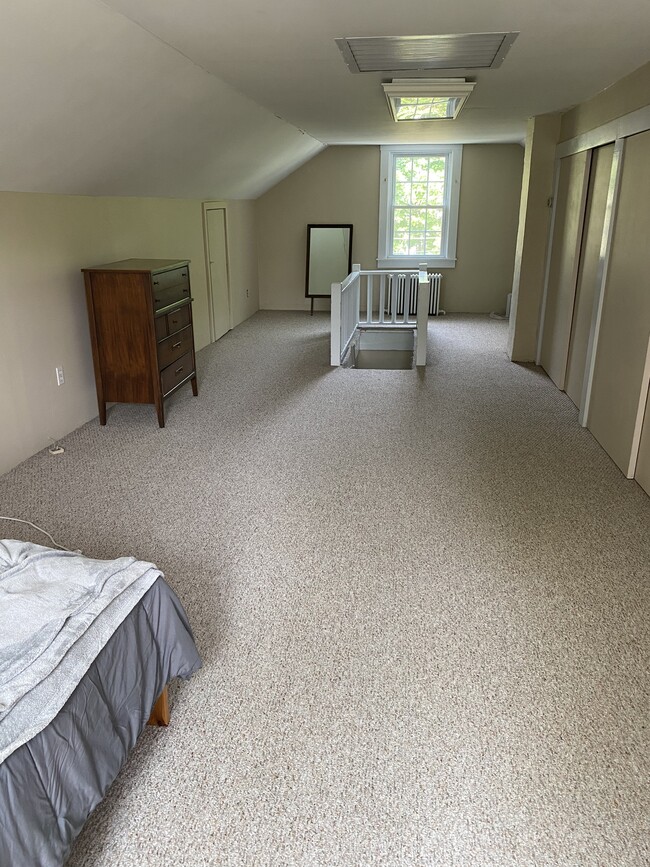 Bed Room #3 (Bonus room) - 51 Greenway
