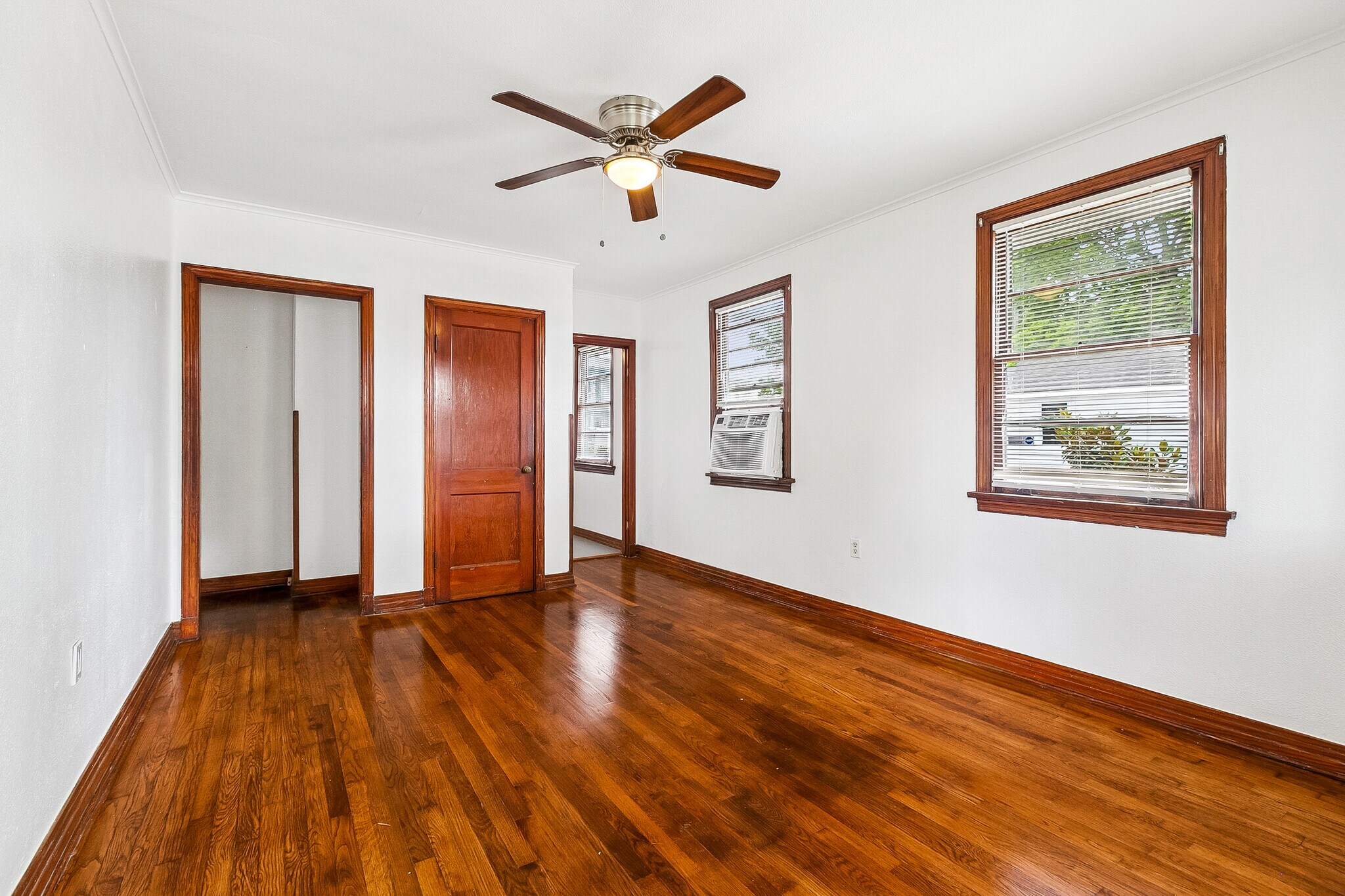 Living Room - 440 Wagner St