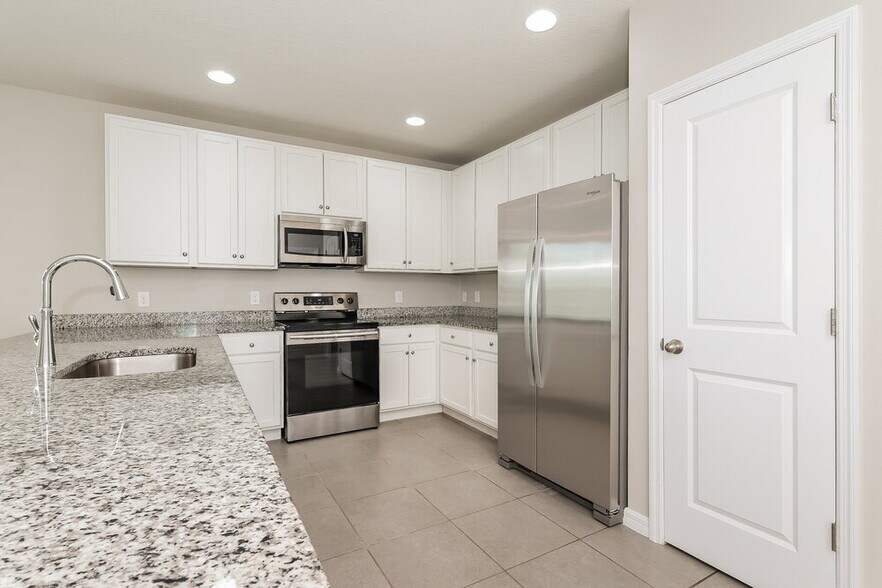 Building Photo - 41 Coventry Ct