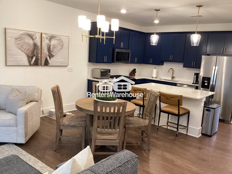 Building Photo - 1633 Aeslin Dr NW