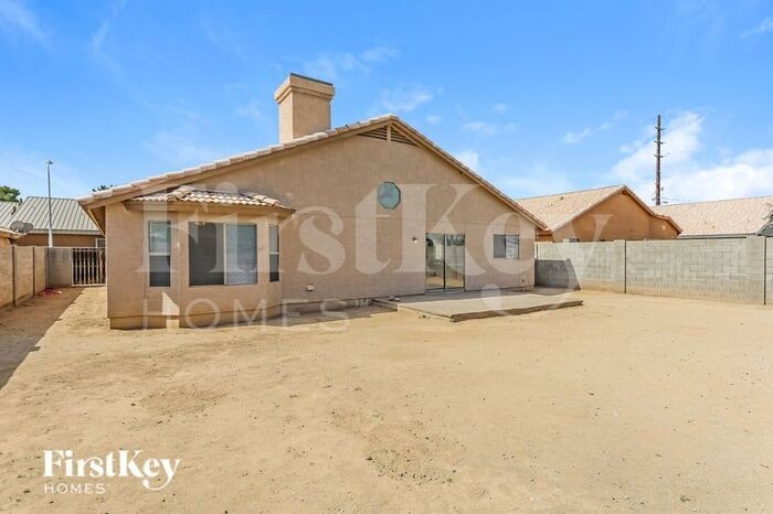 Building Photo - 1408 W Lynne Ln