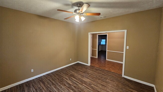 Building Photo - 14734 Treborway Dr