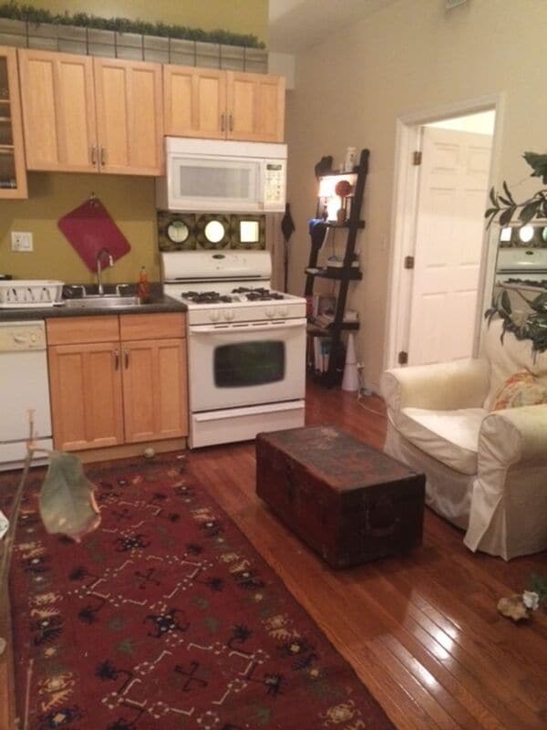 Building Photo - 1839 N Kedzie Ave