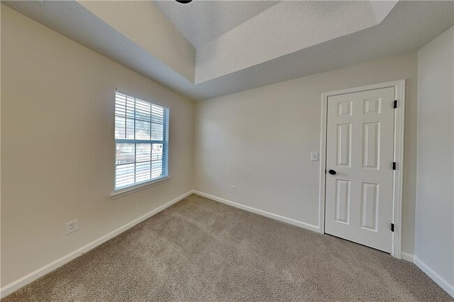 Building Photo - 7045 Treeline Dr