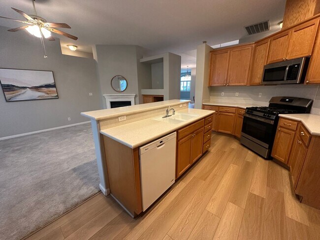 Building Photo - 1834 Treeline Way