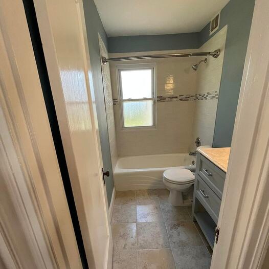 Building Photo - 3824 Staebler Ave