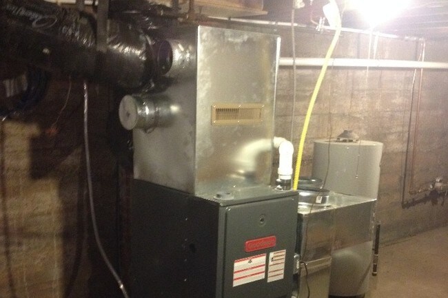 Building Photo - 347 Catherine St