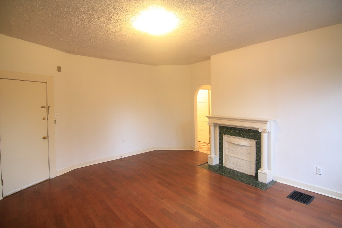 Building Photo - 442 S Trenton Ave