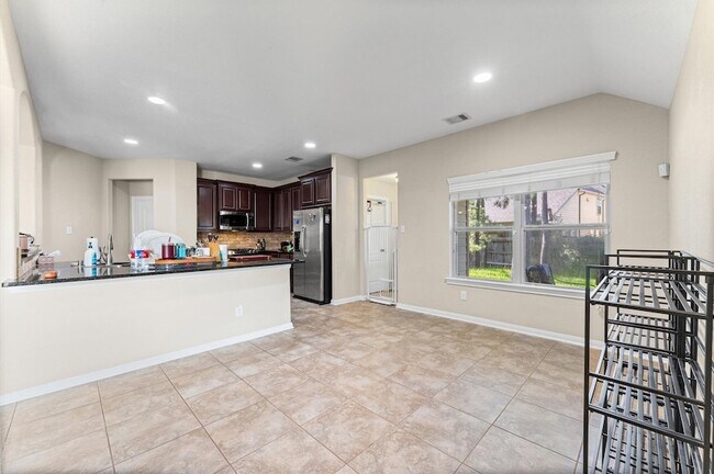 Building Photo - 235 New Harmony Trail