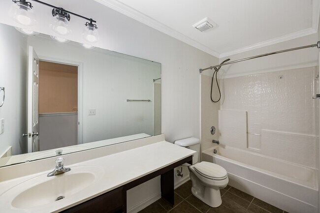 Building Photo - 12420 Tetons Ct
