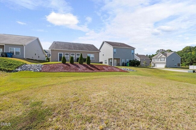 Building Photo - 6806 Shane Dr