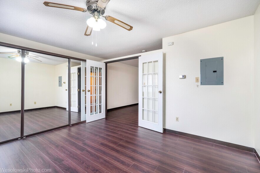 Bedroom - 3305 Sunset Ave