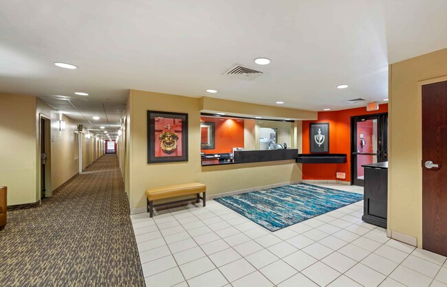 Building Photo - Furnished Studio-Oklahoma City - NW Expres...