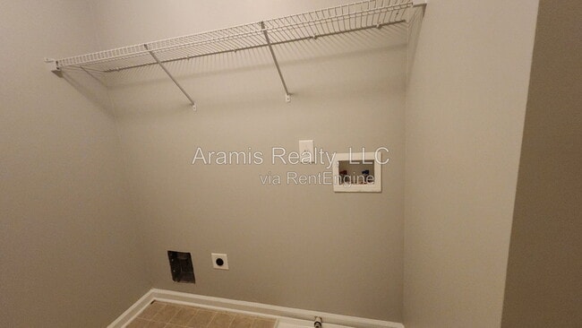 Building Photo - 4324 Grant Forest Cir