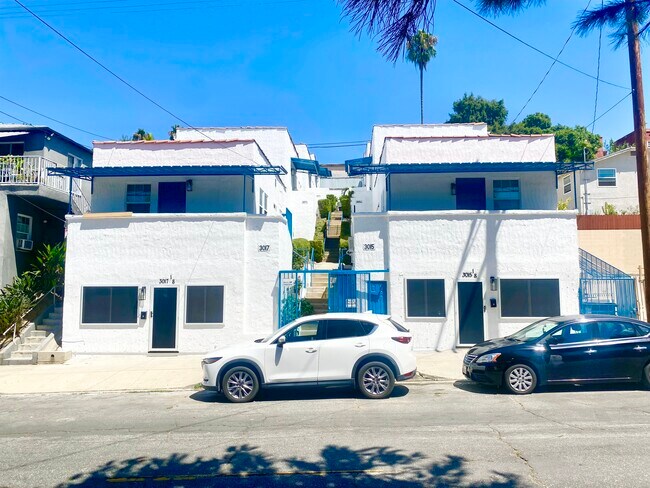 Building Photo - 3011 London St