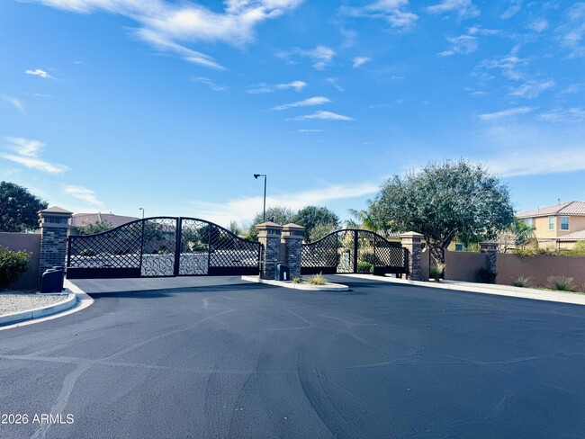 Building Photo - 3039 E Mahogany Pl