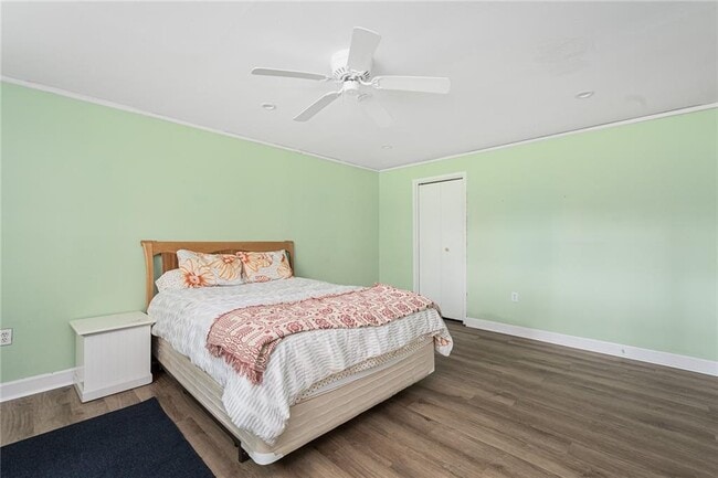 Building Photo - 401 Bellevue Ave