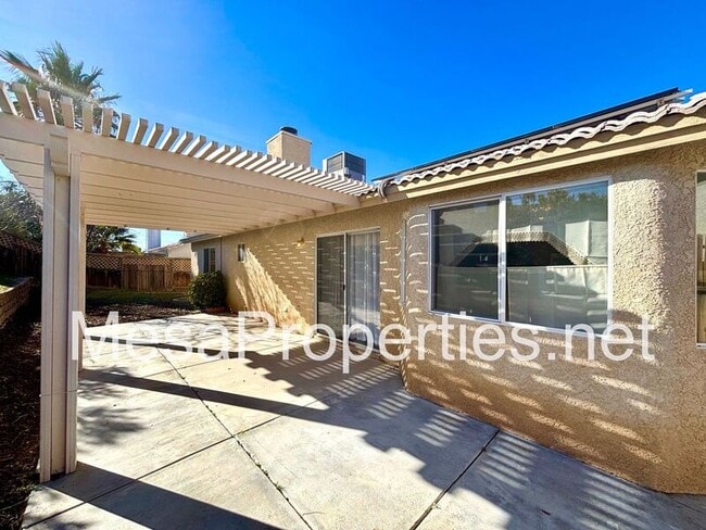 Building Photo - 13359 Medicine Bow Ct