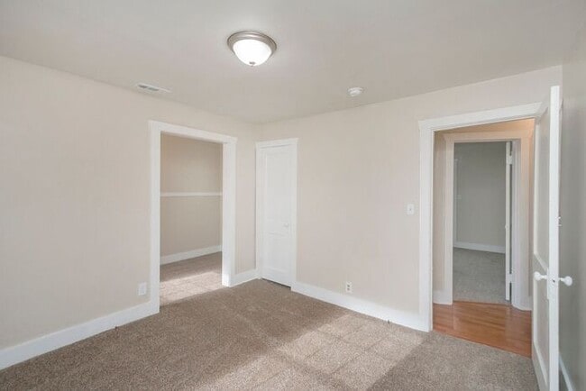 Building Photo - Charming Historic East Nash 3Bed/2Bath!