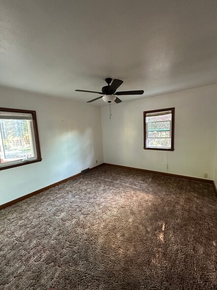 Primary Photo - 820 S 10th St