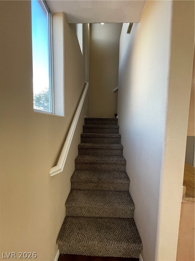 Building Photo - 733 Emerald Idol Pl