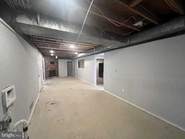Building Photo - 12687 Cheyenne Trail