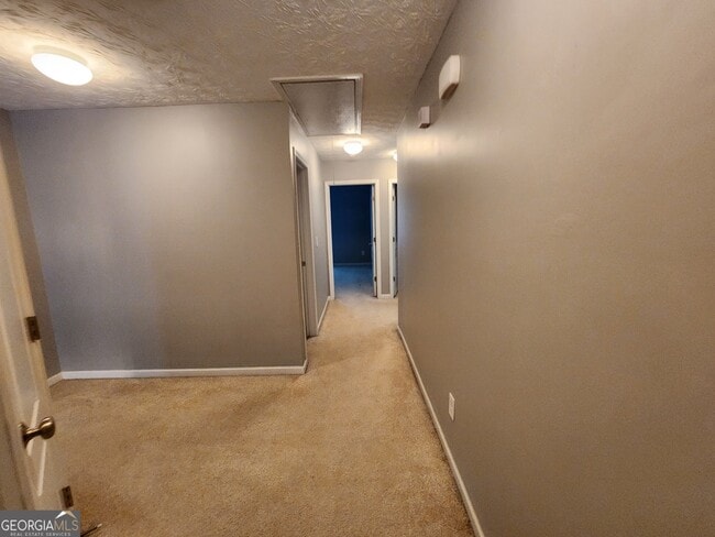 Building Photo - 5752 Olivia Ln