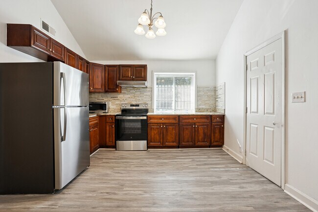 Building Photo - 4435 Yates Rd